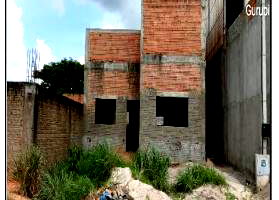 Terreno amplo com 272,7m², ideal para construção