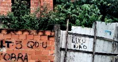 Terreno em Nova Iguaçu com 200m²