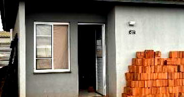 Casa com 2 quartos, 1 banheiro, 43.85m²
