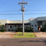 Residência de alto padrão de luxo com 975m² privativos e móveis de luxo