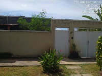 Casa com 1 Quarto e Vaga de Garagem em Queimados