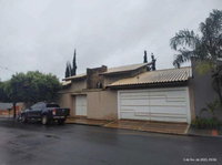 Casa em alvenaria com 600m² de terreno, ocupada