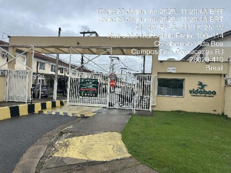Casa com 2 quartos, 1 banheiro e 1 vaga de garagem