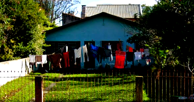 Casa com 3 quartos, 1 banheiro, 114m² construída, terreno 350m²