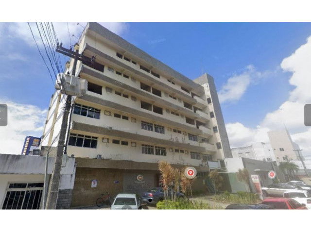 Prédio comercial amplo em João Pessoa com alta valorização
