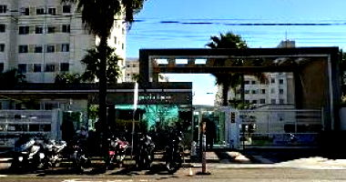 Apartamento com 2 quartos em Londrina