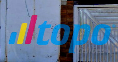 Casa com 5 cômodos e corredor, terreno 300m², construída