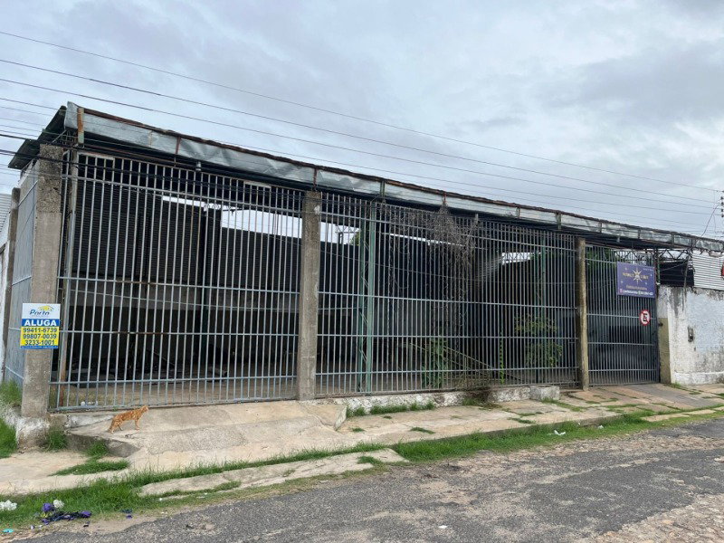 Terreno de 240m² em área urbana