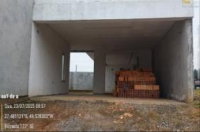 Casa em construção com 215m², desocupada, 422m² de terreno