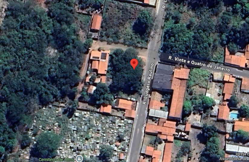 02 lotes de terreno foreiro com área total aproximada 2060m²