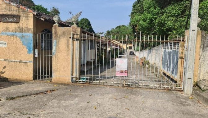Casa em condomínio com 2 quartos, 1 banheiro e 1 vaga de garagem