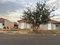 Casa com 1 quarto e 1 banheiro, 43,33 m², terreno de 350,2 m²