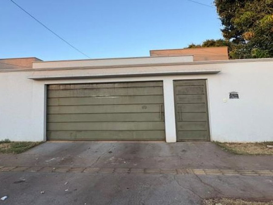 Casa com 110 m², 2 quartos, 1 banheiro, ocupada