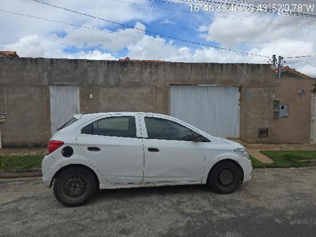 Casa com 46,5m², 2 quartos, 1 banheiro, terreno de 200m²