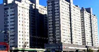 Apartamento em Juiz de Fora com 2 quartos e 1 vaga