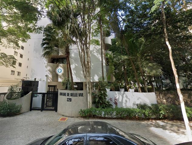 Apartamento com 3 vagas, 326m², 12º andar