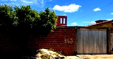 Casa em Valença do Piauí com 69,94m²