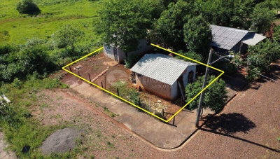 Terreno 200m² com 2 casas irregulares em Cerro Largo/RS