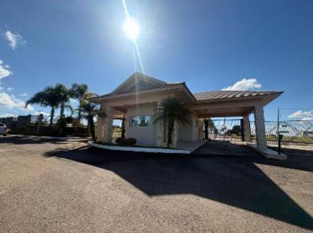 Lote 60 com 966m² em condomínio residencial -