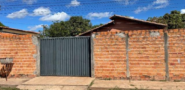 Casa com 2 quartos, 1 banheiro, 61.87m², ocupada
