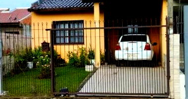 Casa padrão 3 quartos 3 banheiros 1 vaga, 91m² construída, ocupada