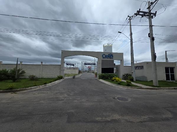 Casa com 2 quartos, 219,73 m², área privada de 51,60 m²