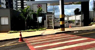 Apartamento com 2 quartos e vaga de garagem