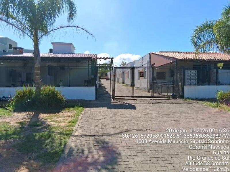 Casa em Condomínio Fechado com 2 Quartos em Guaíba/RS
