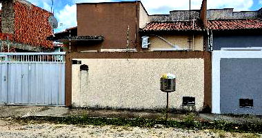 Casa com 2 Quartos e 3 Banheiros em Jardins