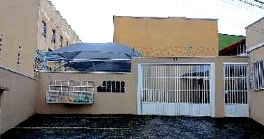 Casa com 2 quartos, 2 banheiros, 1 vaga e 65,67m² privativos