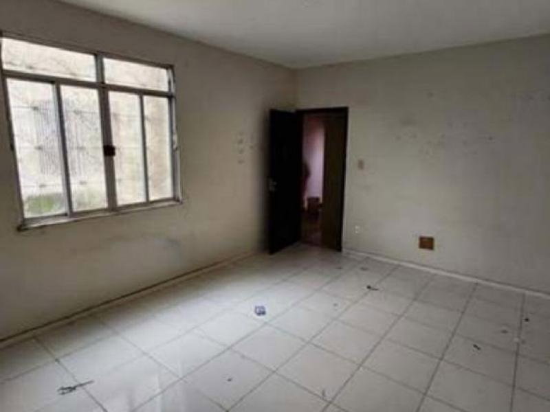 Apartamento 2 dormitórios em Marechal Hermes - 60m²