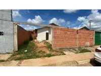 Casa com 48m² construídos, ocupada, em Planaltina/GO