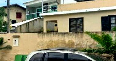 Casa Ocupada em Vila Valqueire com 244m² de Terreno