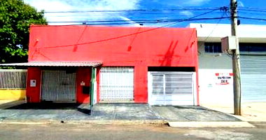 Casa padrão com 3 quartos, 1 banheiro, área construída 166,85m², imóvel ocupado