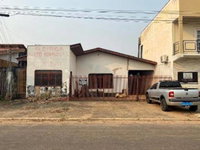 Casa Ocupada no Centro de Vilhena com 310m² de Terreno