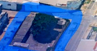 Terreno com Construções em Parada de Lucas/RJ - 1.400m²