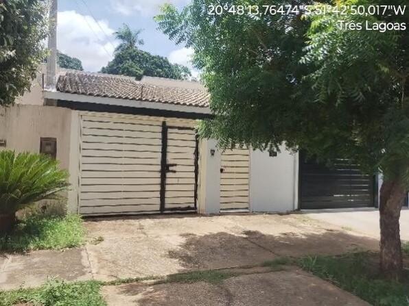 Casa com 1 quarto, 1 banheiro, 69.72m² área construída, 1 vaga