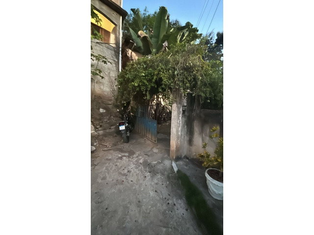 Casa e sobrado em Tanguá/RJ - 200m² constr.