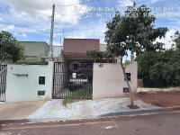 Casa com 2 quartos, 1 banheiro e 1 vaga de garagem