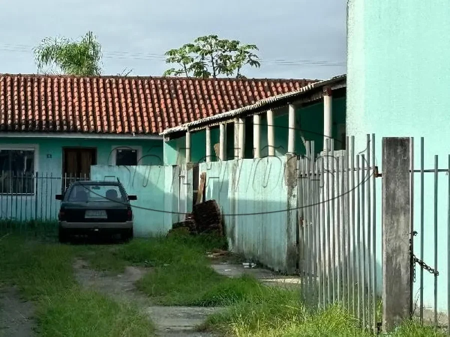 Casa com 2 quartos, 34,67m², ocupada, ideal para investimento