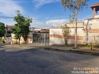 Casa com 2 Quartos e Garagem em Condomínio