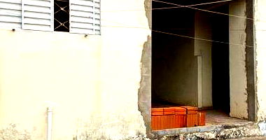 Casa com 3 quartos, 2 banheiros e 113m² construída, ocupada
