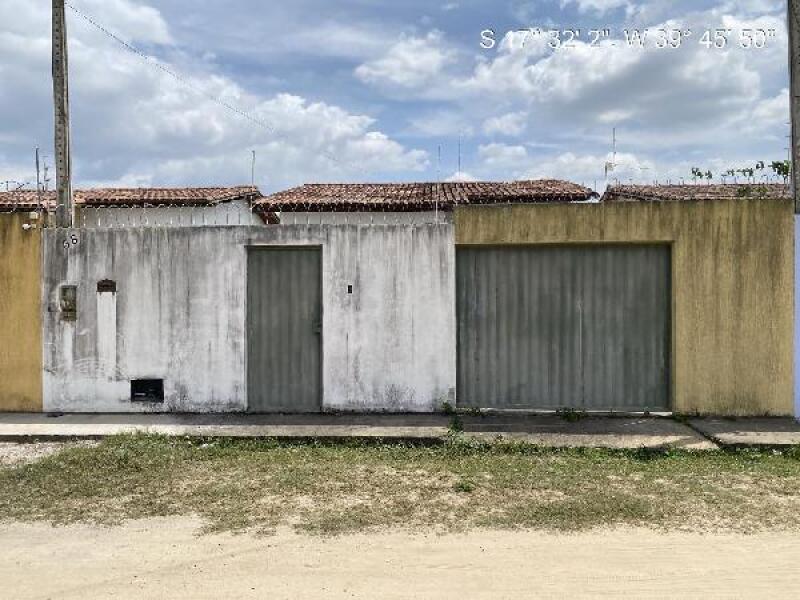 Casa com 2 Quartos e 2 Banheiros em Teixeira de Freitas