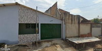 Terreno com edificação simples e 450m², oportunidade de investimento