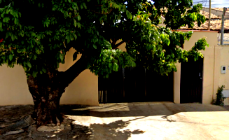 Terreno com Casa em Goiânia - 405m²