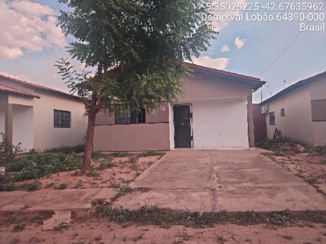 Casa com 2 quartos, 56m², terreno 200m², desocupada