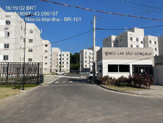 Apartamento 2 Quartos com Vaga em São Gonçalo