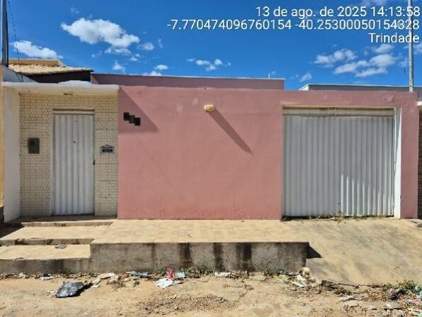 Casa com 1 quarto e 1 banheiro, 80m² de área privativa