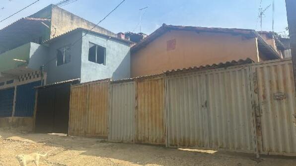 Casa com 2 quartos, 1 banheiro, 48,83m² construída, 1 vaga