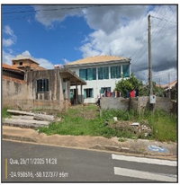Casa com 202.15m² de área privativa em Carambeí/PR